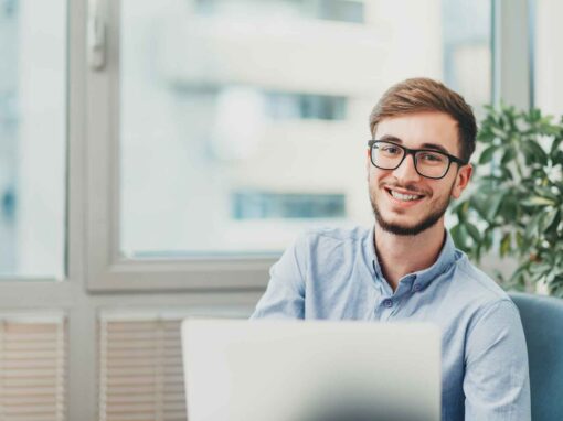 SHRA - Aufsatzwettbewerb 2024/2025: „Verfassungsfeindlich, aber nicht verboten. (Wie) ist das Recht auf die Präsenz verfassungsfeindlicher Parteien eingestellt?“